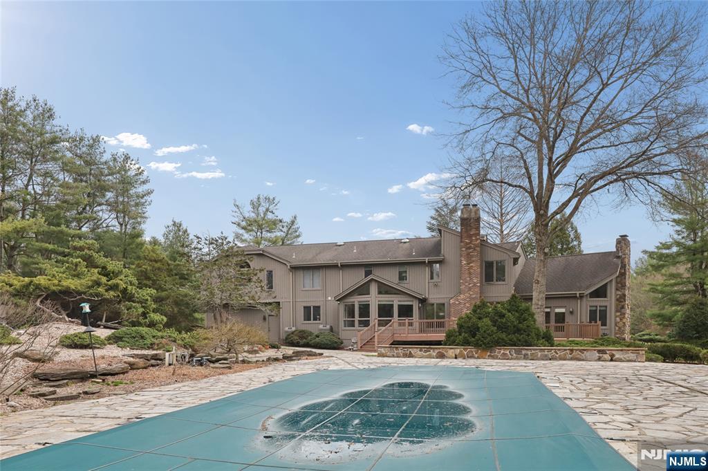 9 Toboggan Ridge Saddle River, NJ 07458 - Photo 10 of 50