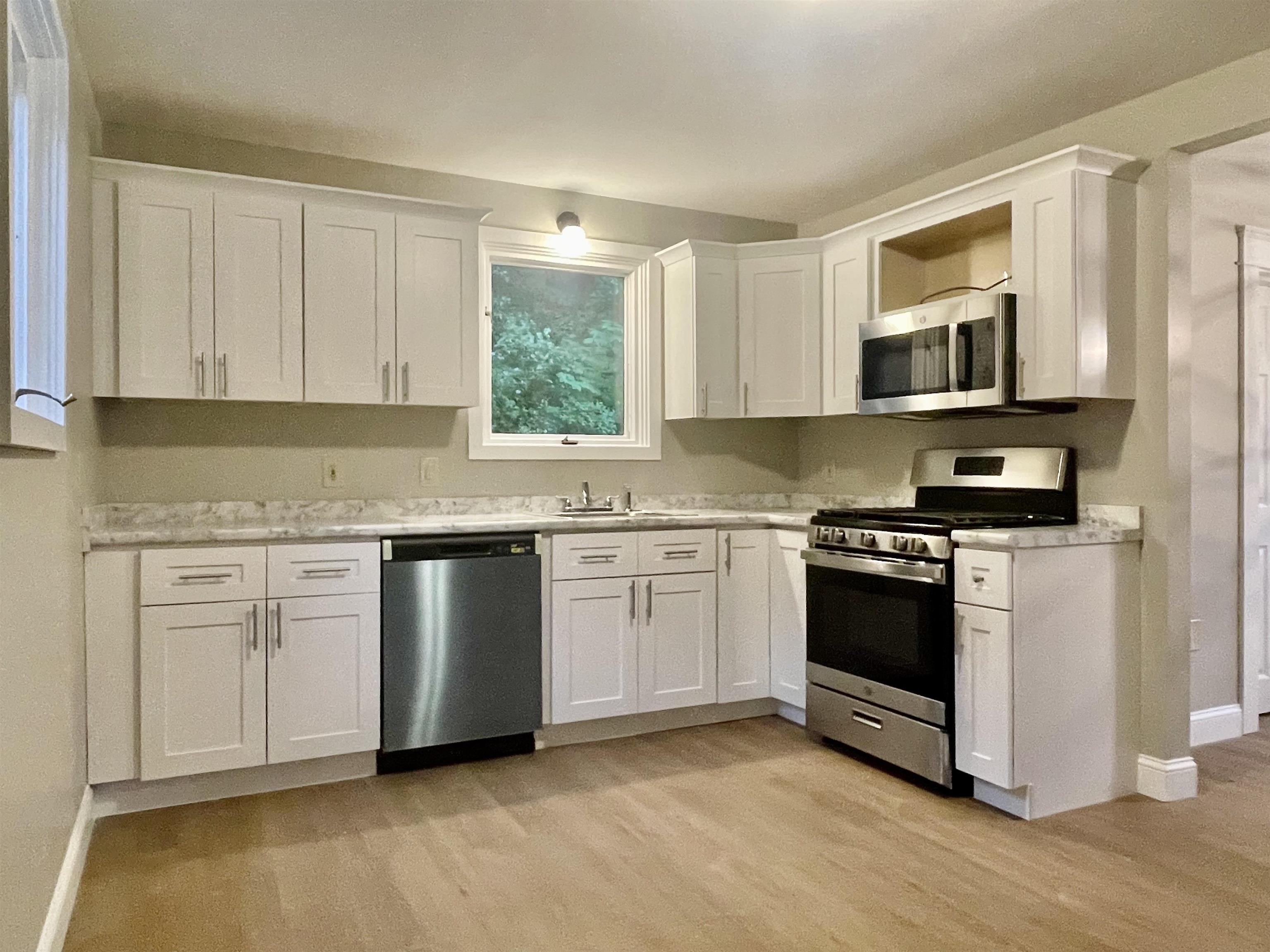 21 Highland Street Concord, NH 03301 - Photo 3 of 26