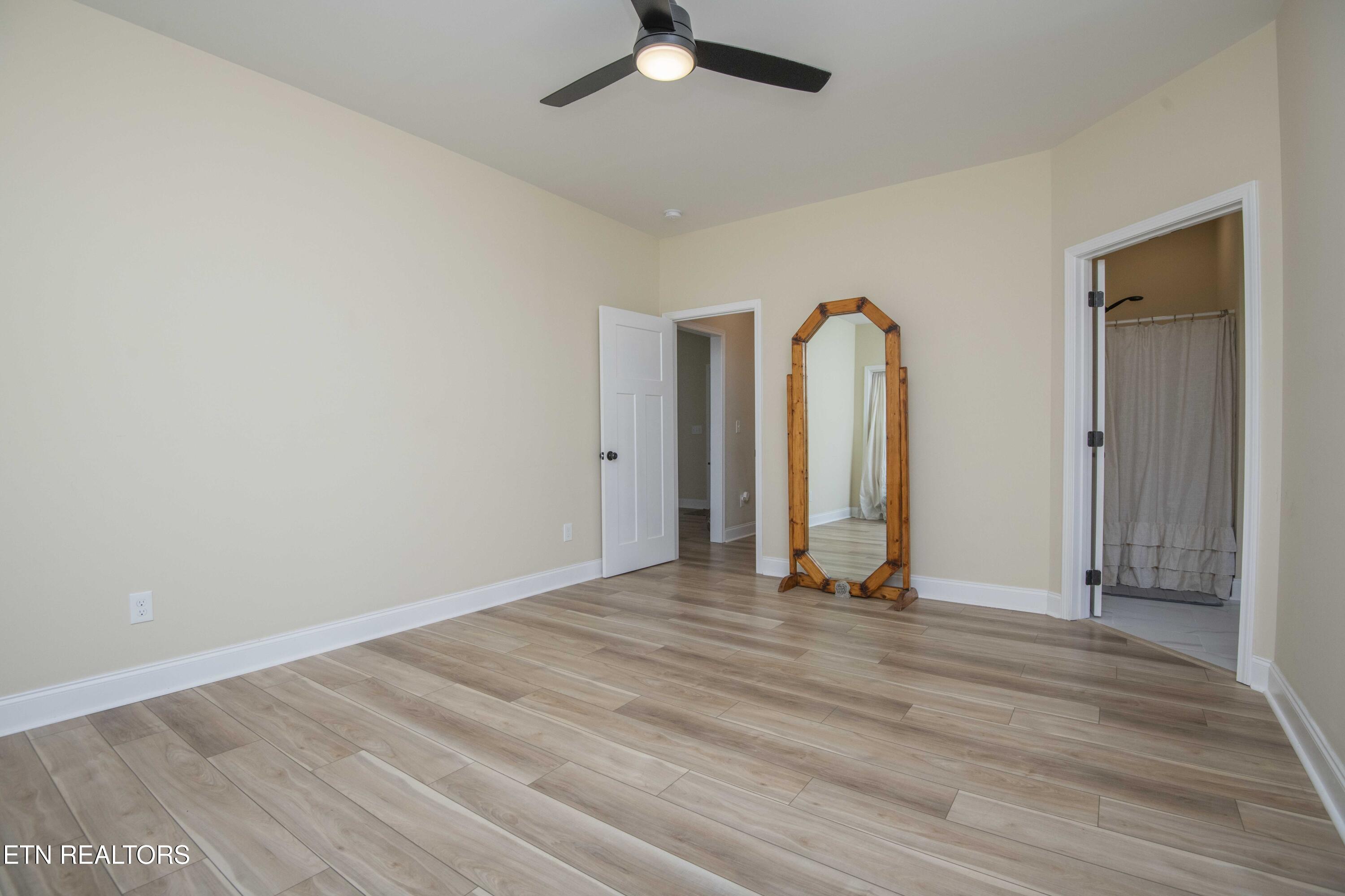 100 Claude Steadman Place Clinton, TN 37716 - Photo 25 of 43 master bed 2_1