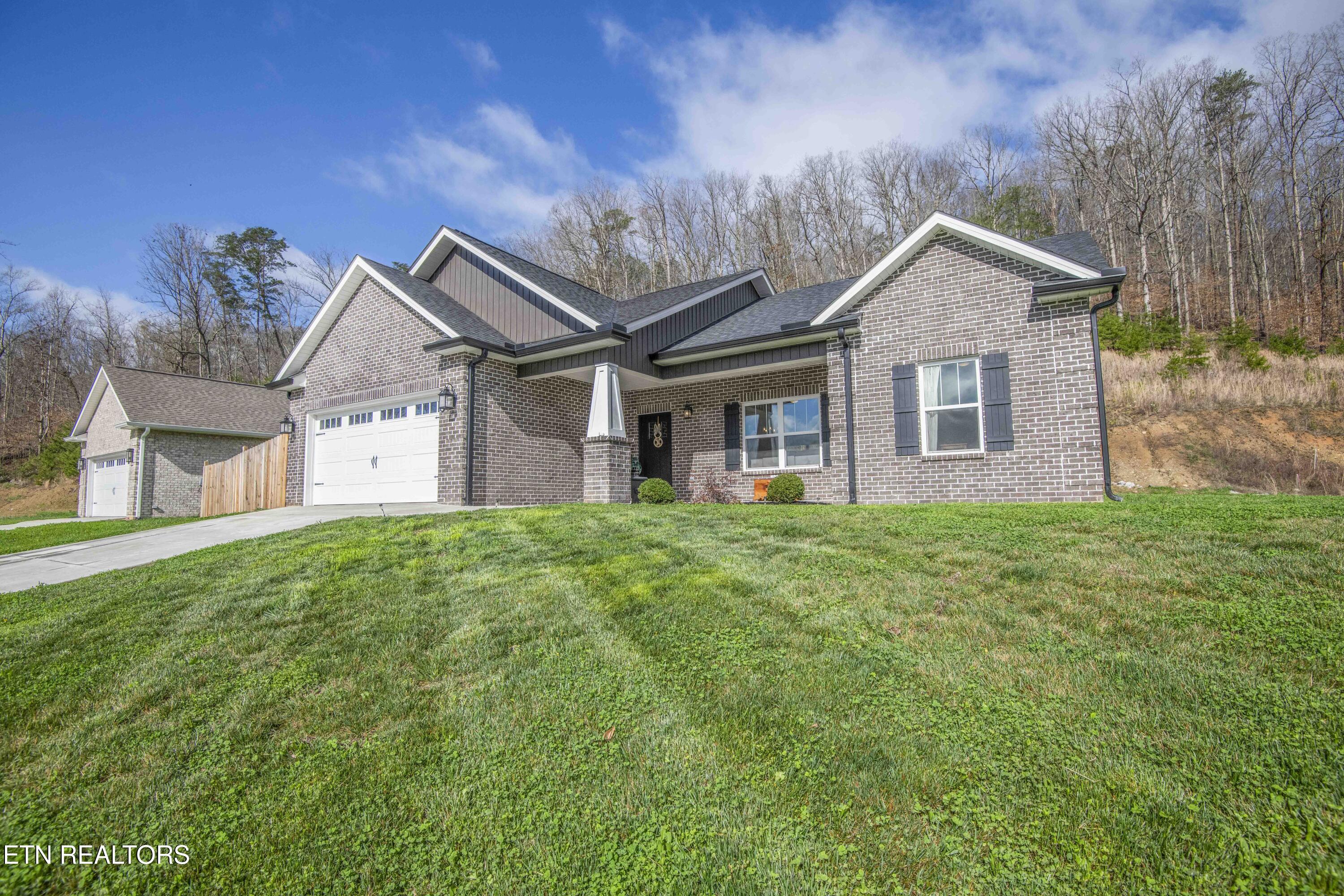 100 Claude Steadman Place Clinton, TN 37716 - Photo 3 of 43 exterior 2_1