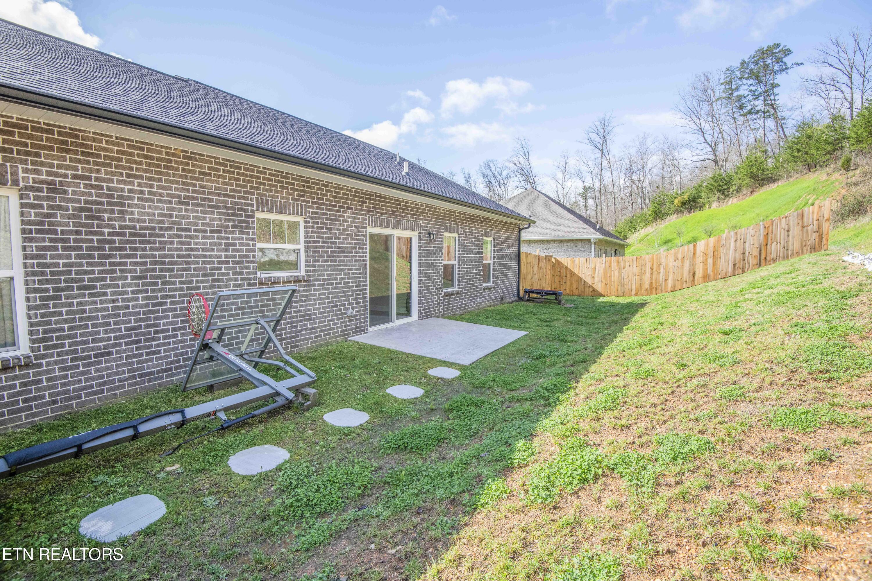 100 Claude Steadman Place Clinton, TN 37716 - Photo 39 of 43 yard_1
