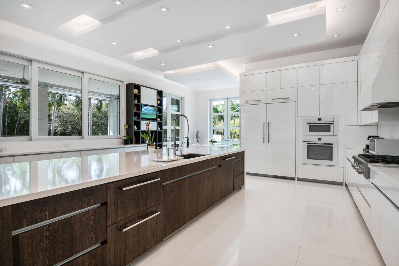 17106 Avenue Le Rivage Boca Raton, FL 33496 - Photo 22 of 76 Kitchen