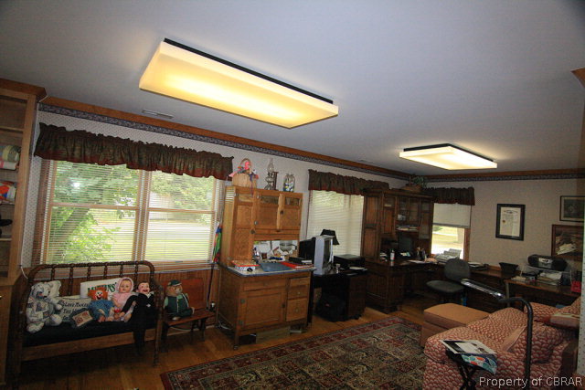 4164 Bluff Point Road Kilmarnock, VA 22482 - Photo 33 of 45 Office/Work Room
