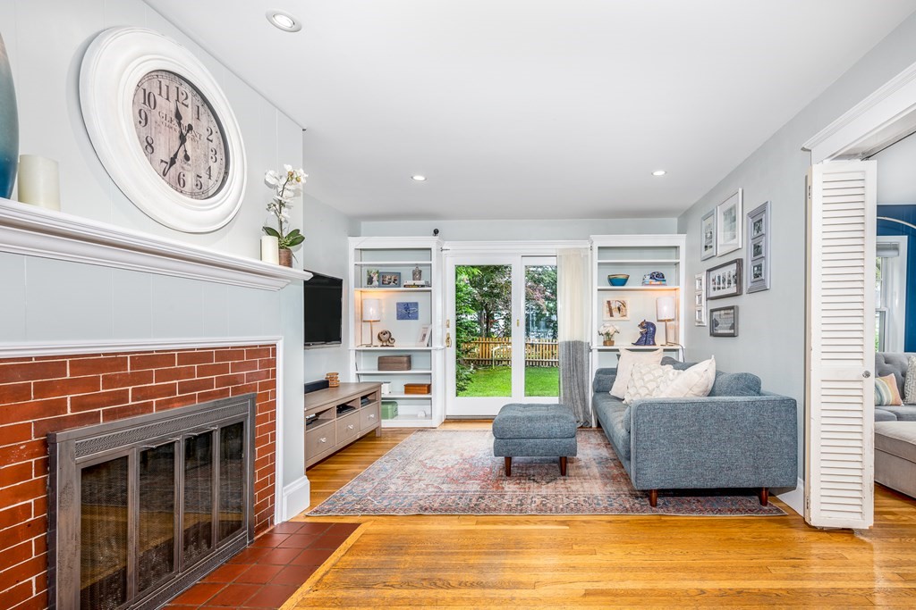 15 Ruby Avenue Marblehead, MA 01945 - Photo 11 of 37