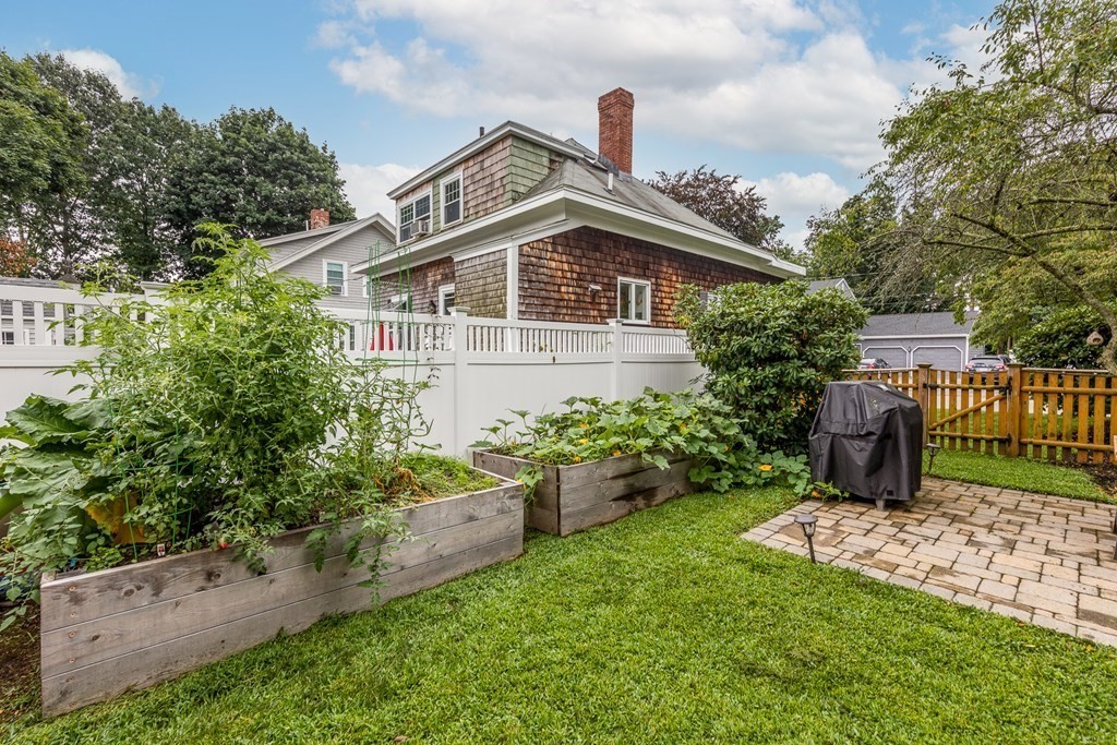 15 Ruby Avenue Marblehead, MA 01945 - Photo 32 of 37