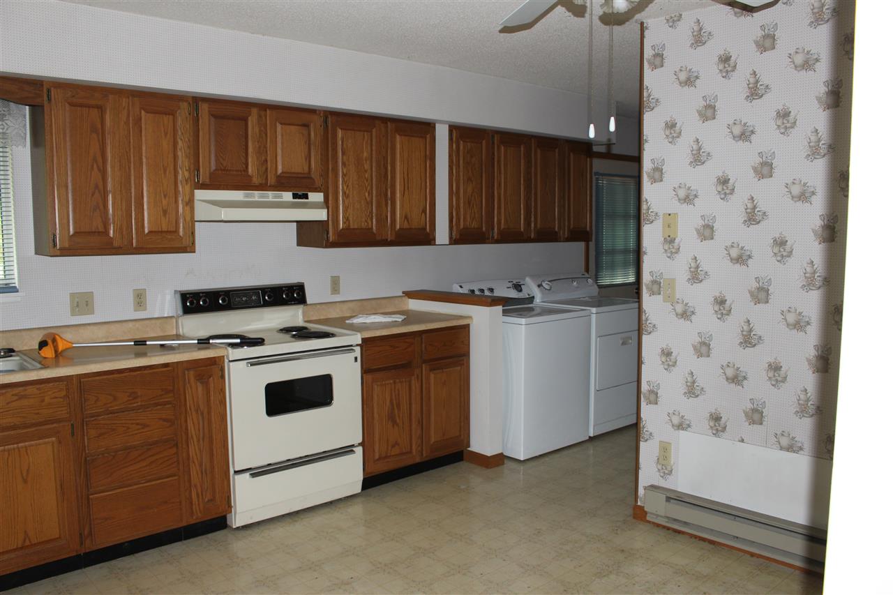 689 Holly Road Cadillac, MI 49601 - Photo 11 of 23 1823099-10.JPG
