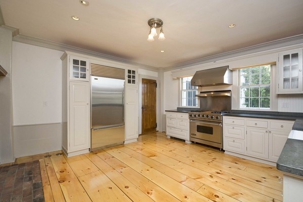 2 Union Street Marblehead, MA 01945 - Photo 3 of 30 Gallery Image 3