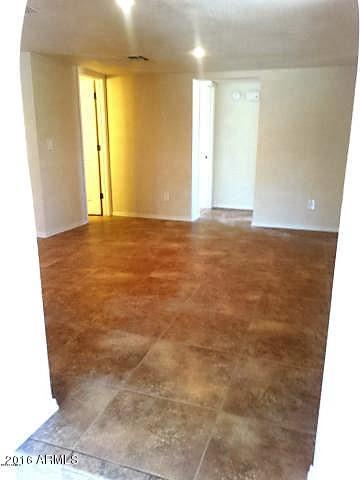 315 North Vista Road Apache Junction, AZ 85119 - Photo 4 of 19 4