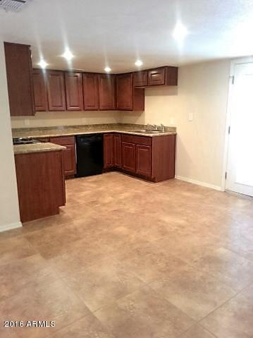 315 North Vista Road Apache Junction, AZ 85119 - Photo 5 of 19 5