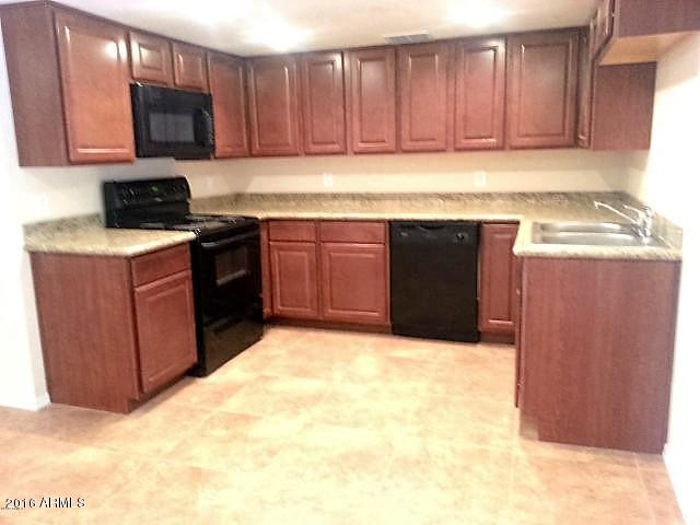 315 North Vista Road Apache Junction, AZ 85119 - Photo 7 of 19 7