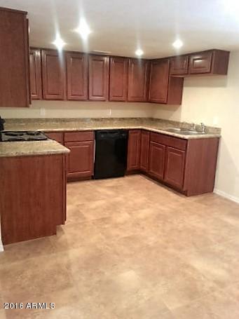 315 North Vista Road Apache Junction, AZ 85119 - Photo 8 of 19 8
