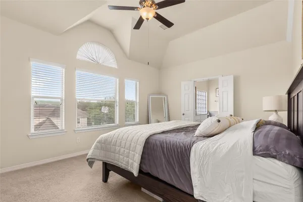 $394,900 | 10204 Spring Shadows Park Circle, Houston, TX 77080