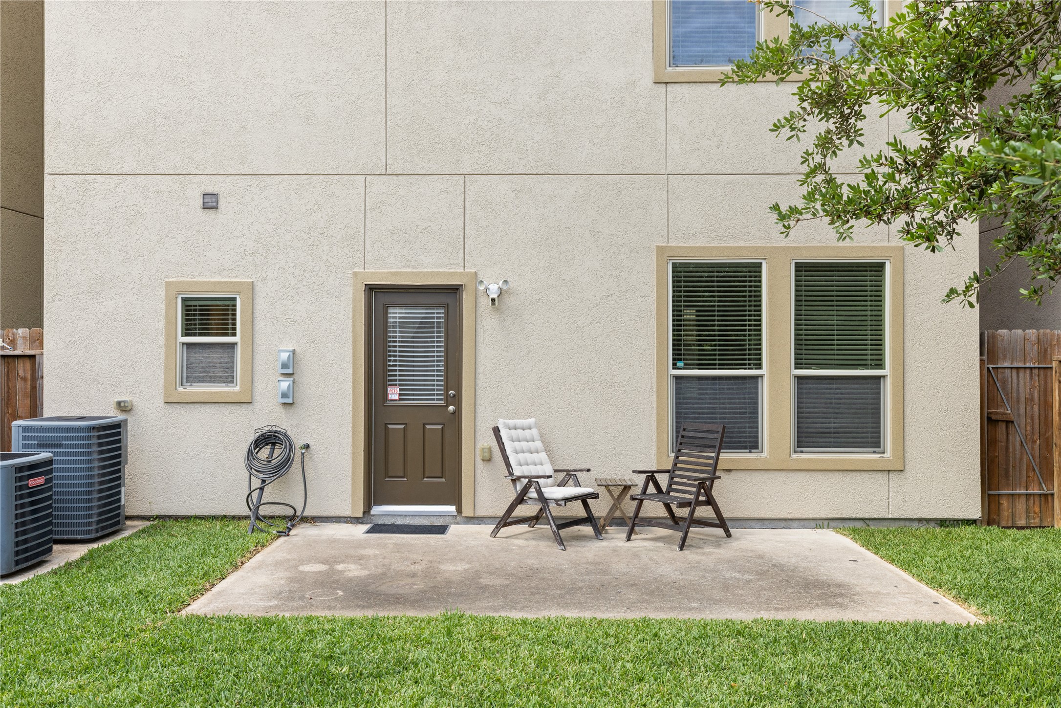 10204 Spring Shadows Park Circle Houston, TX 77080 - Photo 36 of 48 a view of outdoor space yard and patio