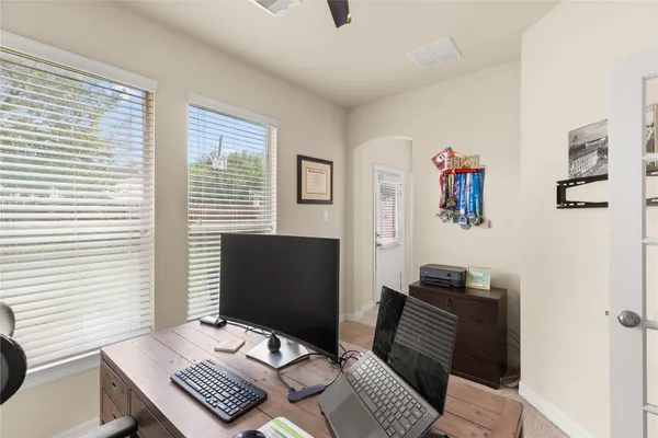 $394,900 | 10204 Spring Shadows Park Circle, Houston, TX 77080