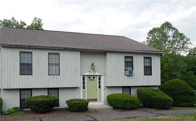 $1,400 | 65 Aspetuck Villiage, Unit 65, New Milford, CT 06776