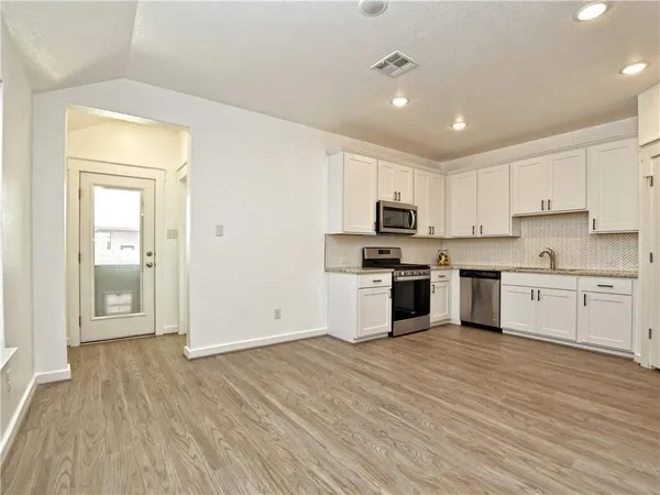$1,850 | 116 Nogalito Way, Leander, TX 78641