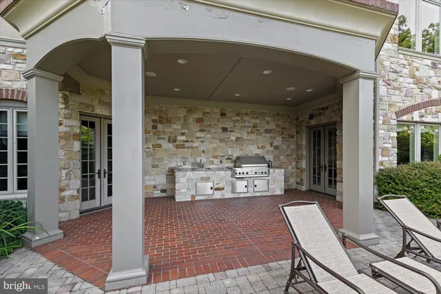 $3,950,000 | 300 River Bend Drive, Enola, PA 17025