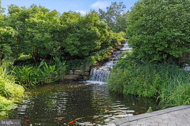 $3,950,000 | 300 River Bend Drive, Enola, PA 17025