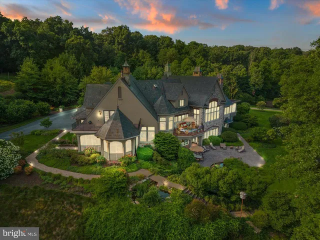 $3,950,000 | 300 River Bend Drive, Enola, PA 17025