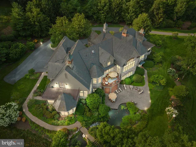 $3,950,000 | 300 River Bend Drive, Enola, PA 17025