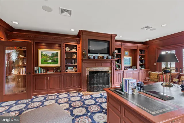 $3,950,000 | 300 River Bend Drive, Enola, PA 17025