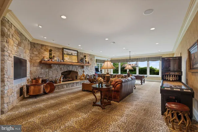 $3,950,000 | 300 River Bend Drive, Enola, PA 17025