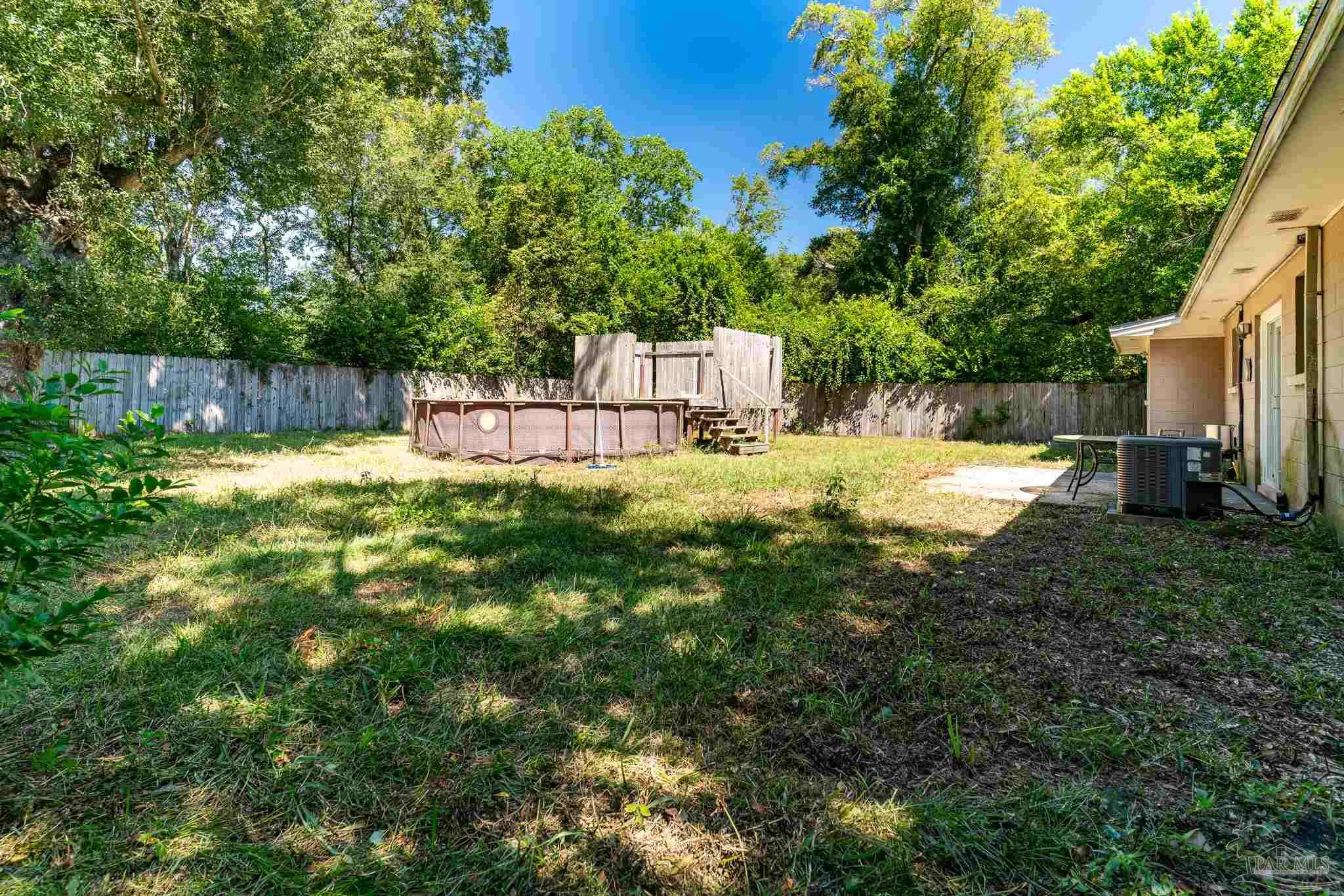 918 East Montclair Road Pensacola, FL 32505 - Photo 15 of 15