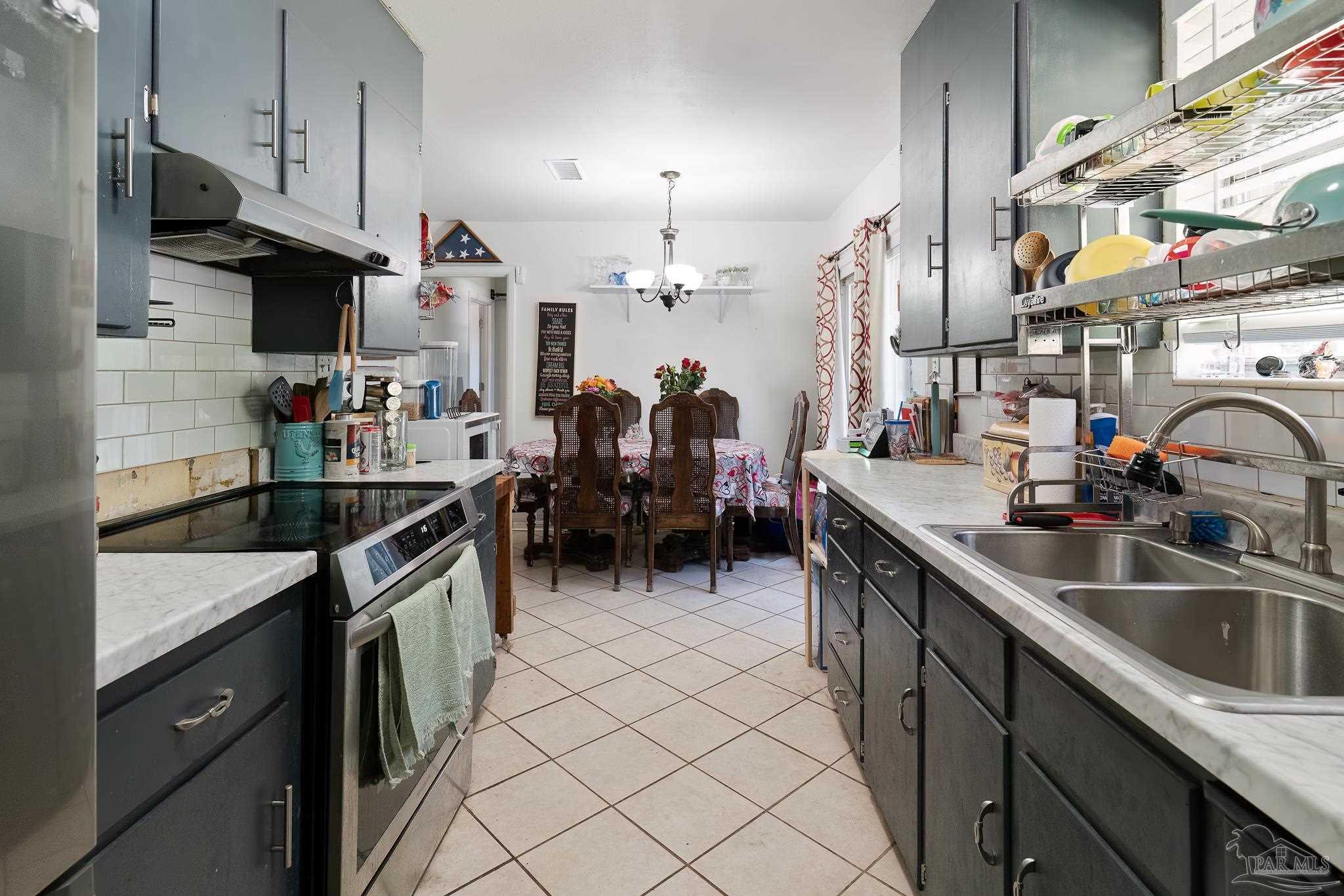 918 East Montclair Road Pensacola, FL 32505 - Photo 6 of 15