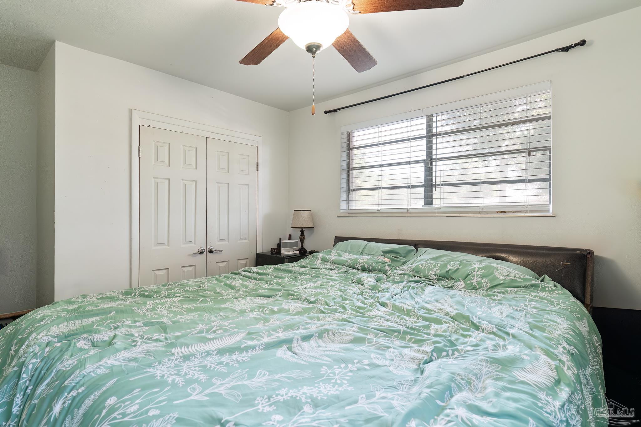 918 East Montclair Road Pensacola, FL 32505 - Photo 9 of 15