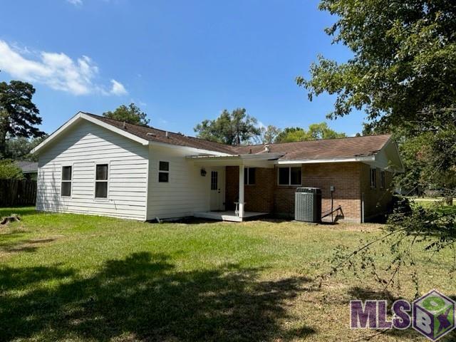 10275 Oliphant Road Baton Rouge, LA 70809 - Photo 17 of 20 Rear View