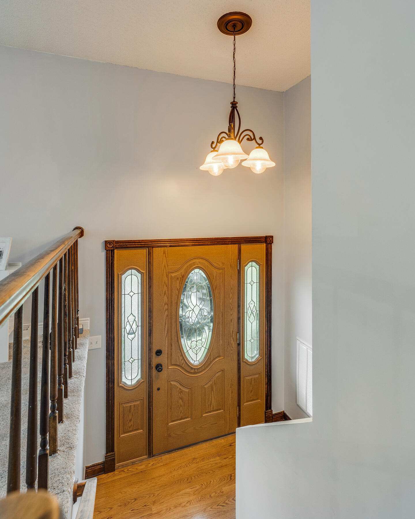 113 Ridgemont Street Bristol, TN 37620 - Photo 8 of 44 008