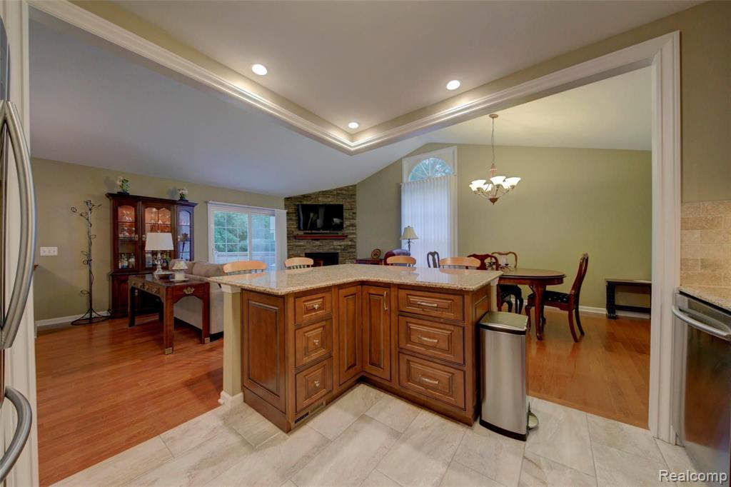 1161 Pine Ridge Court, Unit 143 Rochester Hills, MI 48306 - Photo 11 of 45