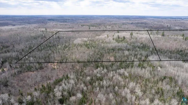 $225,000 | 5600 Otto Road, South Range, WI 54874