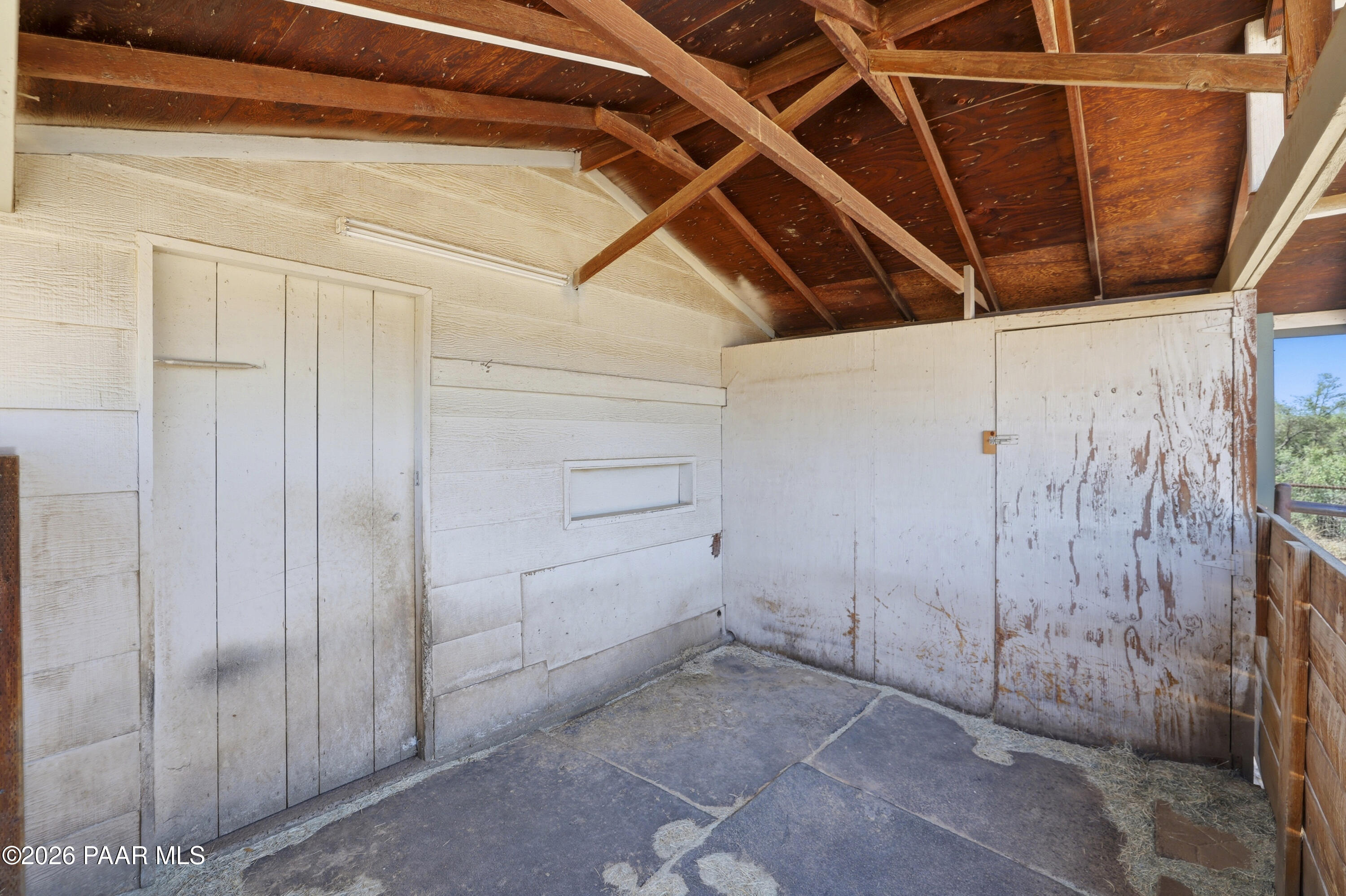1690 West Oneal Road Prescott, AZ 86305 - Photo 40 of 61 Barn Interior