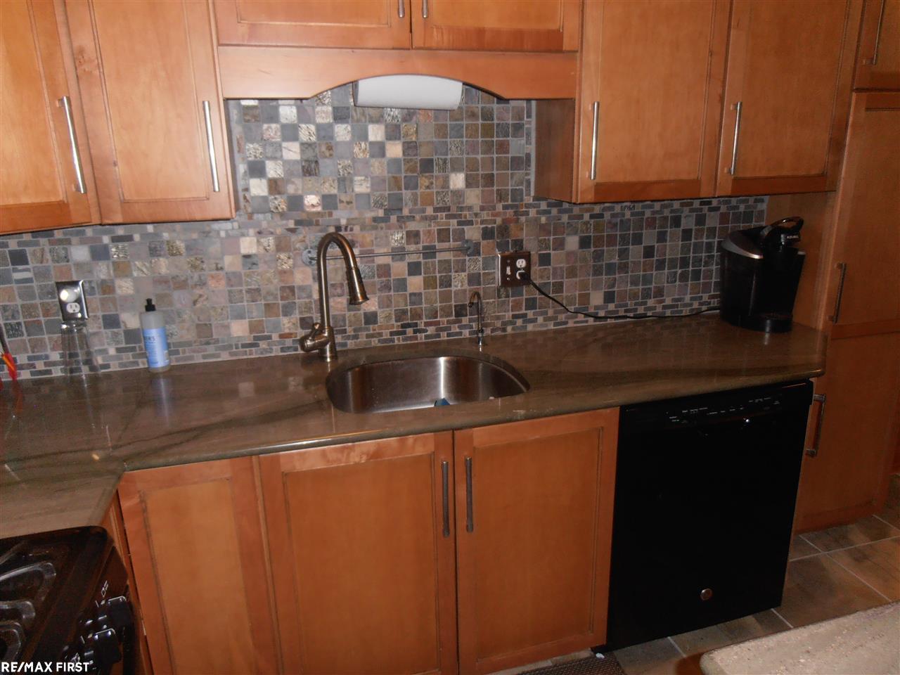 5014 Peekskill Drive Sterling Heights, MI 48310 - Photo 11 of 26 31364584-10.JPG