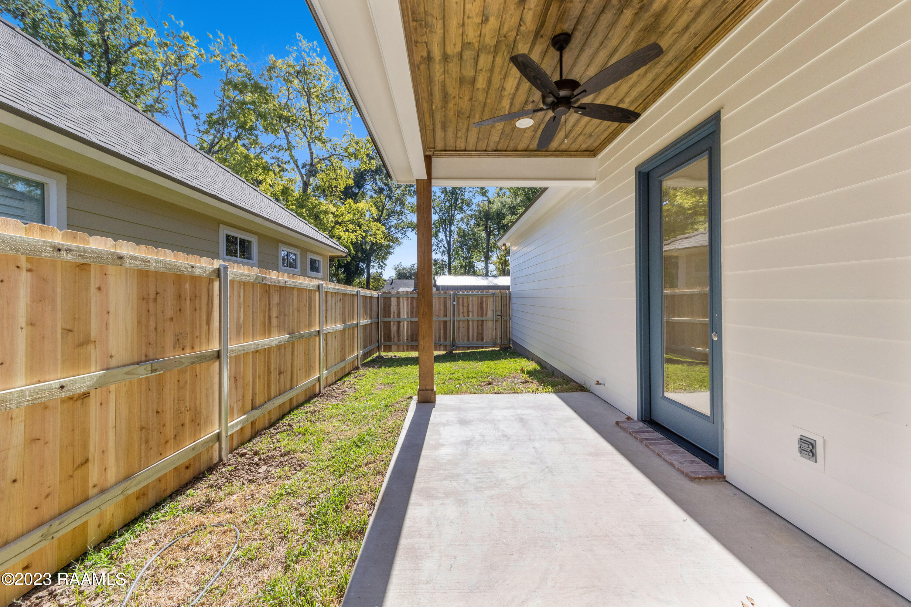 109 ELMDALE Road Lafayette, LA 70508 - Photo 10 of 10 109Elmdale-5