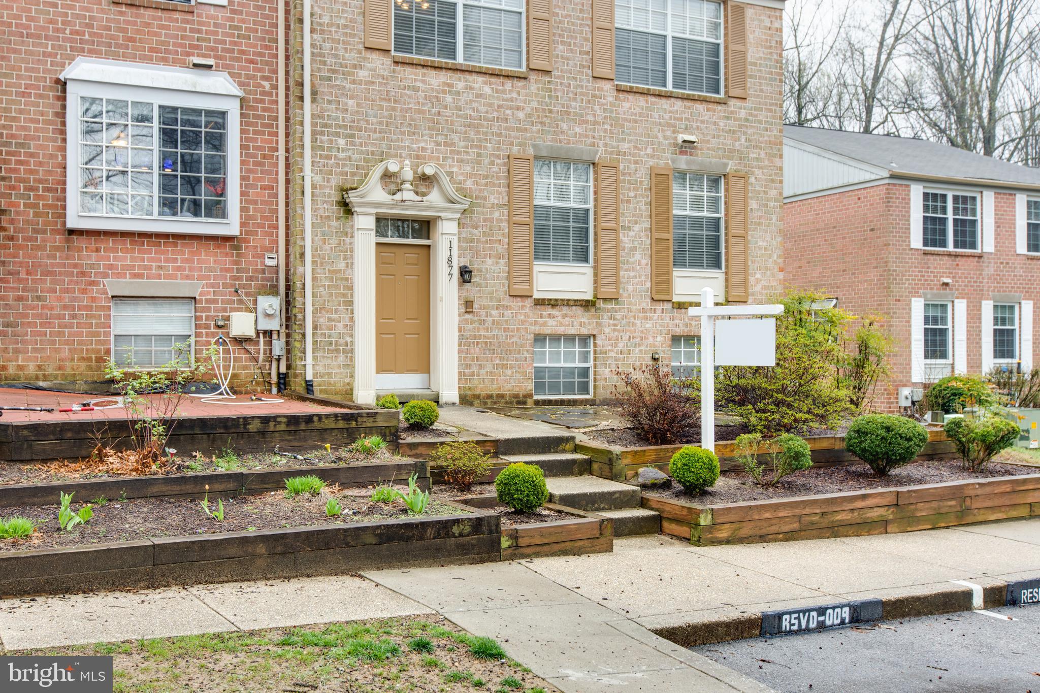 11877 New Country Lane Columbia, MD 21044 - Photo 4 of 53