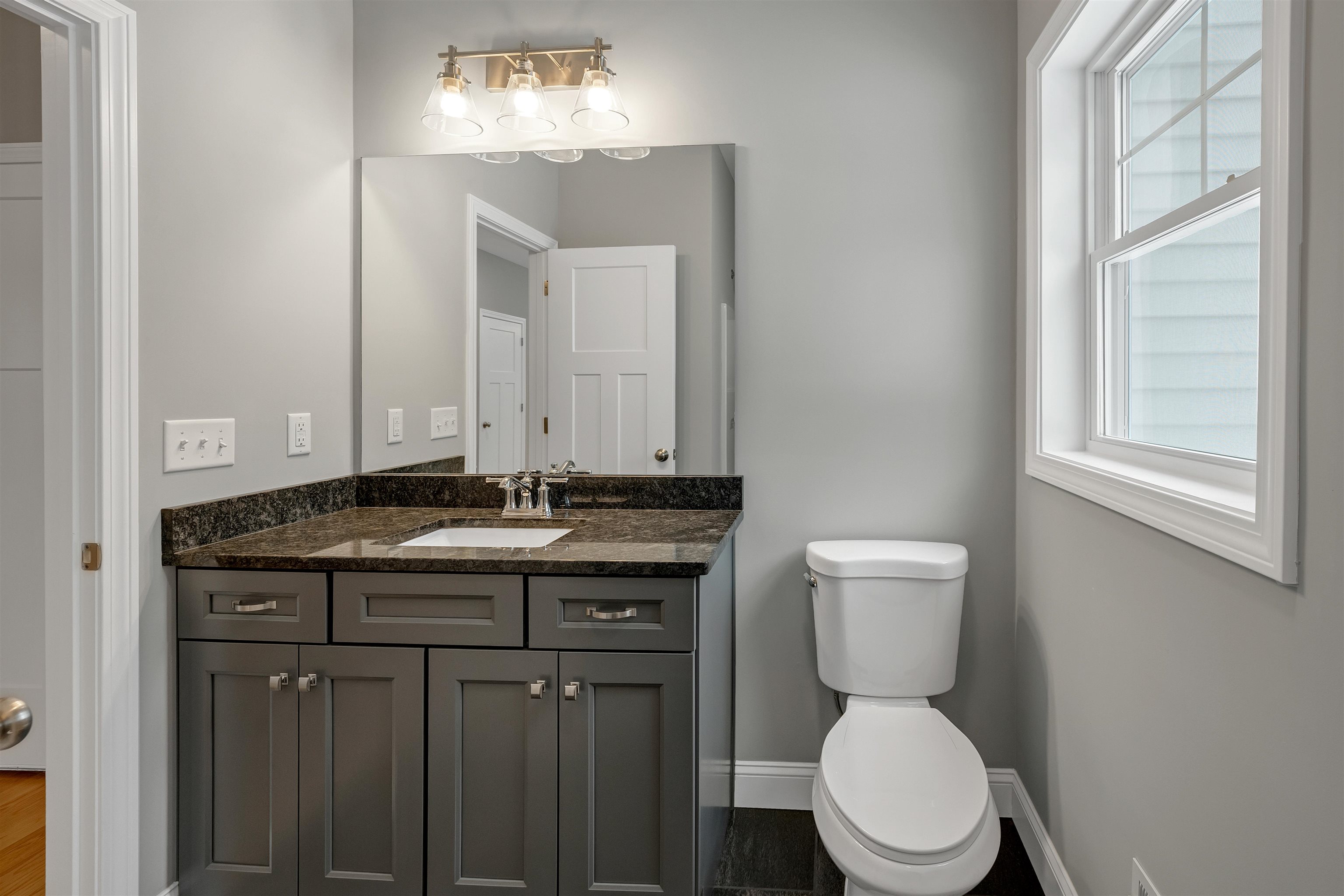 638 4th Range Road Pembroke, NH 03275 - Photo 16 of 22