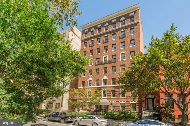 $315,000 | 1125 12th Street Northwest, Unit 31, Washington, DC 20005