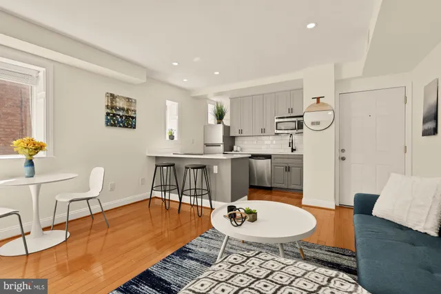 $315,000 | 1125 12th Street Northwest, Unit 31, Washington, DC 20005