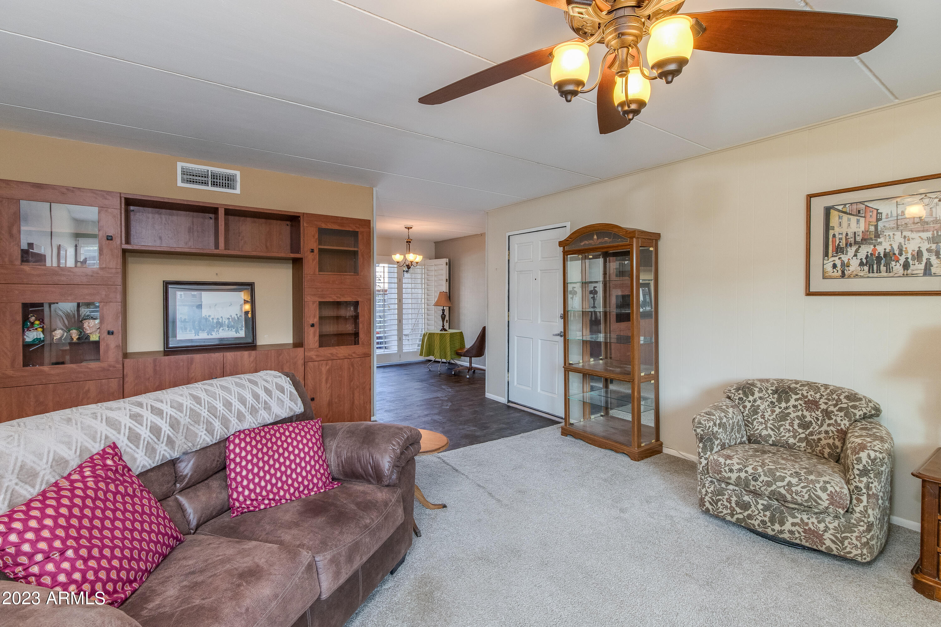 4201 East Camelback Road, Unit 81 Phoenix, AZ 85018 - Photo 6 of 32 09-Camelback