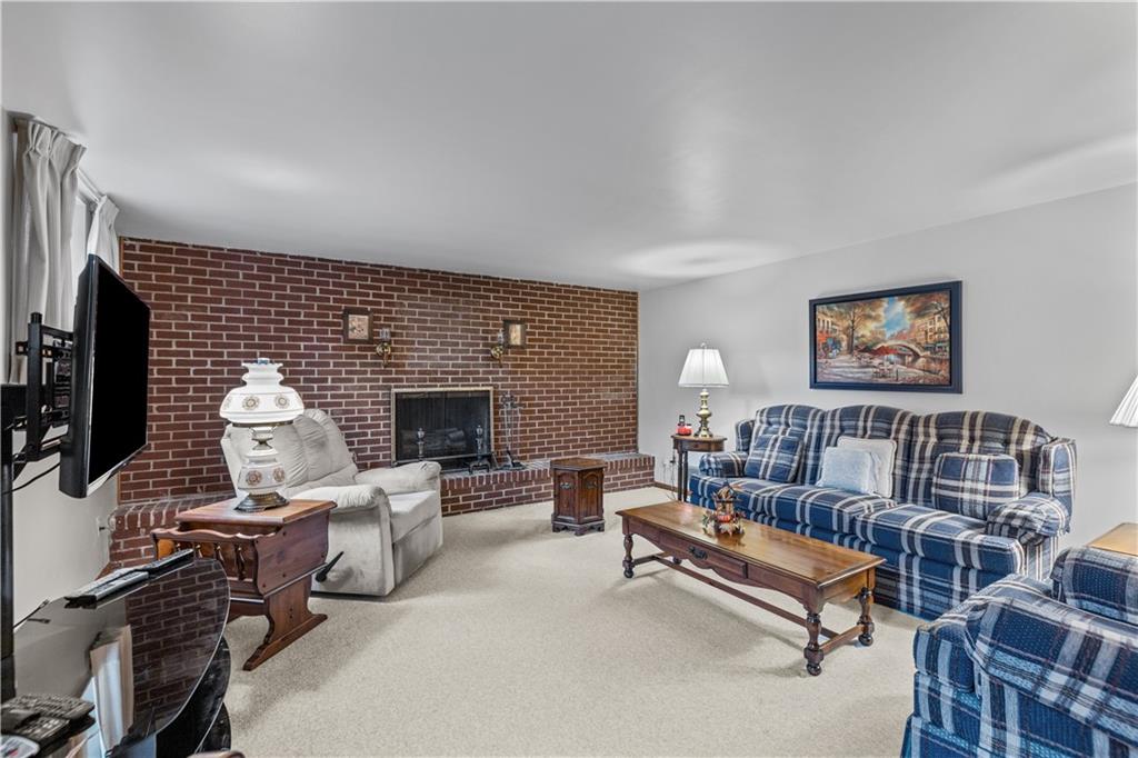 436 Sharon Road Coraopolis, PA 15108 - Photo 23 of 29 Gallery Image 23