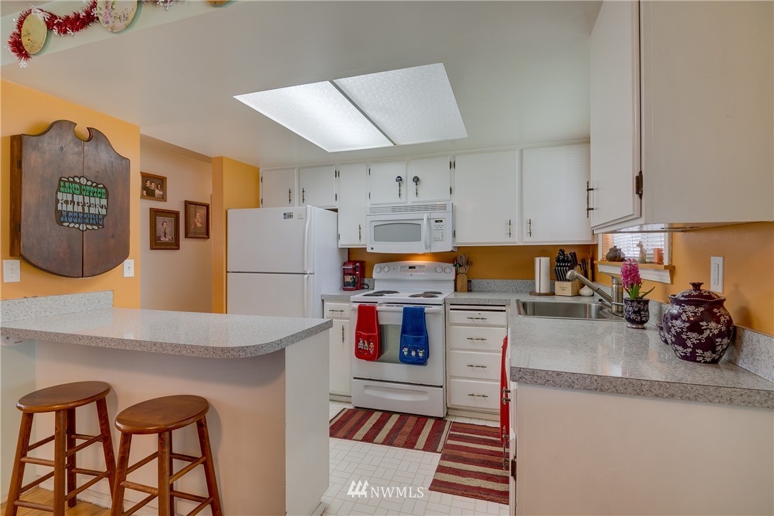 7817 Riverview Road Snohomish, WA 98290 - Photo 4 of 17 Gallery Image 4