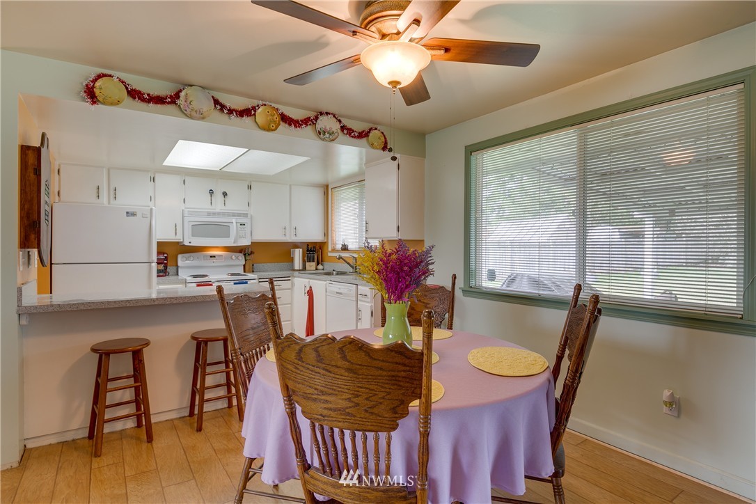 7817 Riverview Road Snohomish, WA 98290 - Photo 6 of 17 Gallery Image 6