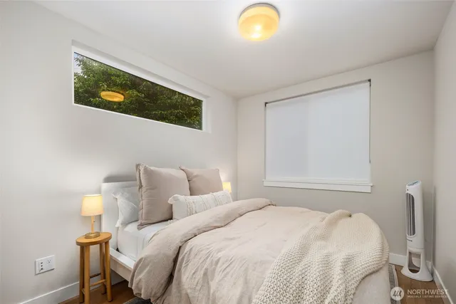 $4,250 | 1810 Northwest 89th Street, Seattle, WA 98117