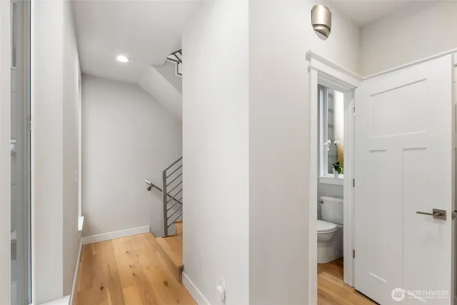 $4,250 | 1810 Northwest 89th Street, Seattle, WA 98117