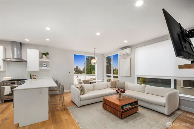 $4,250 | 1810 Northwest 89th Street, Seattle, WA 98117