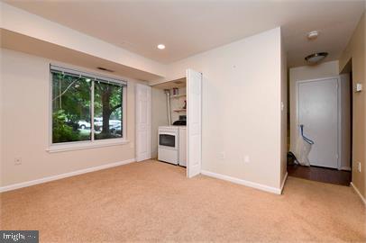 1721 Ivy Oak Square Reston, VA 20190 - Photo 14 of 40 Den / Office / Laundry