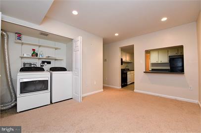 1721 Ivy Oak Square Reston, VA 20190 - Photo 15 of 40 Den / Office / Laundry