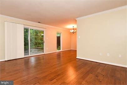 1721 Ivy Oak Square Reston, VA 20190 - Photo 3 of 40 Living / Dining